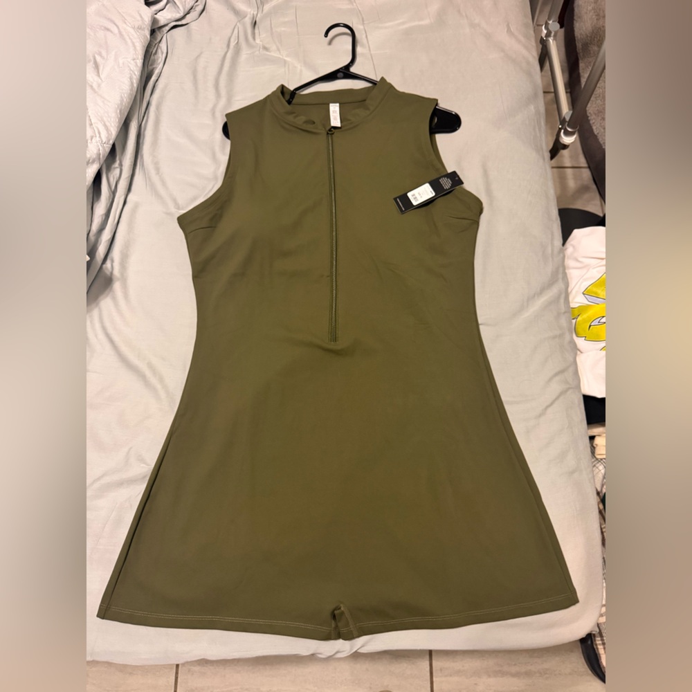 Fashion Nova Sporty jumpsuit